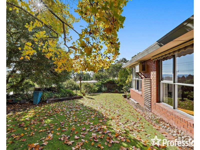 7 Woodpecker Pass, Chirnside Park VIC 3116