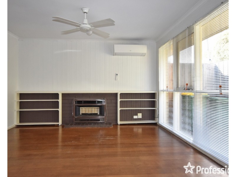 345 Hull Road, Mooroolbark VIC 3138