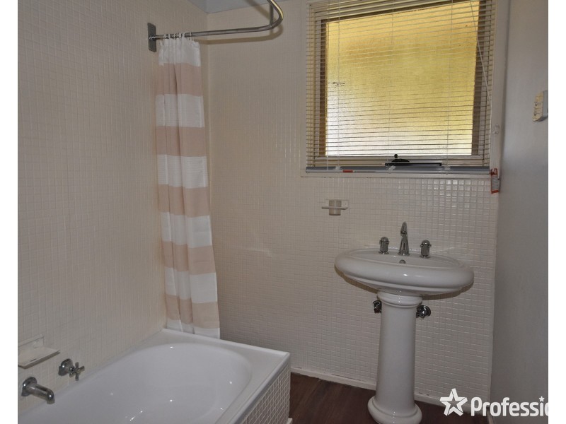 345 Hull Road, Mooroolbark VIC 3138