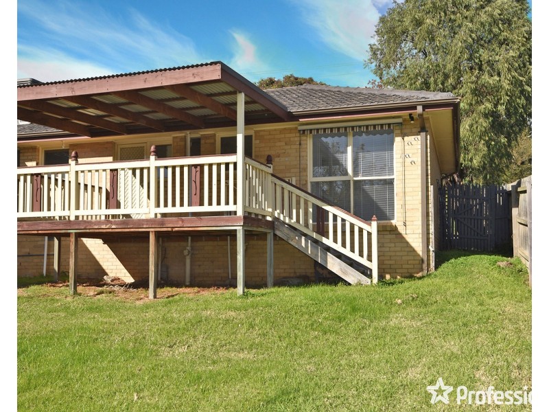 345 Hull Road, Mooroolbark VIC 3138