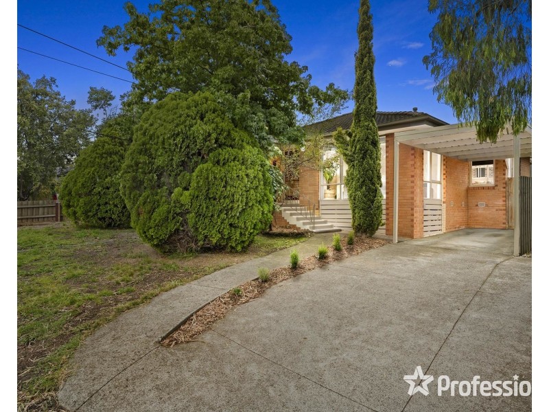 8 Apollo Court, Croydon South VIC 3136