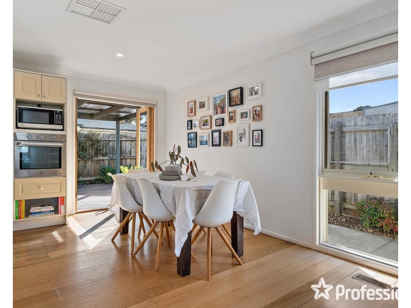 9 Bulga Street, Mooroolbark VIC 3138