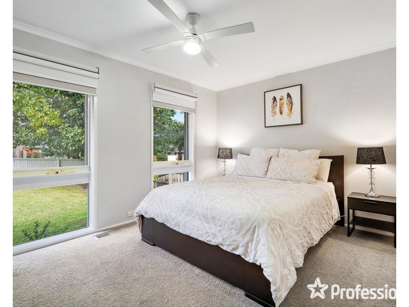 9 Bulga Street, Mooroolbark VIC 3138