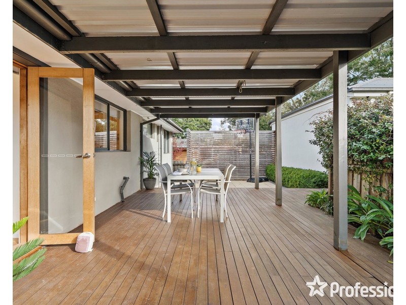 9 Bulga Street, Mooroolbark VIC 3138