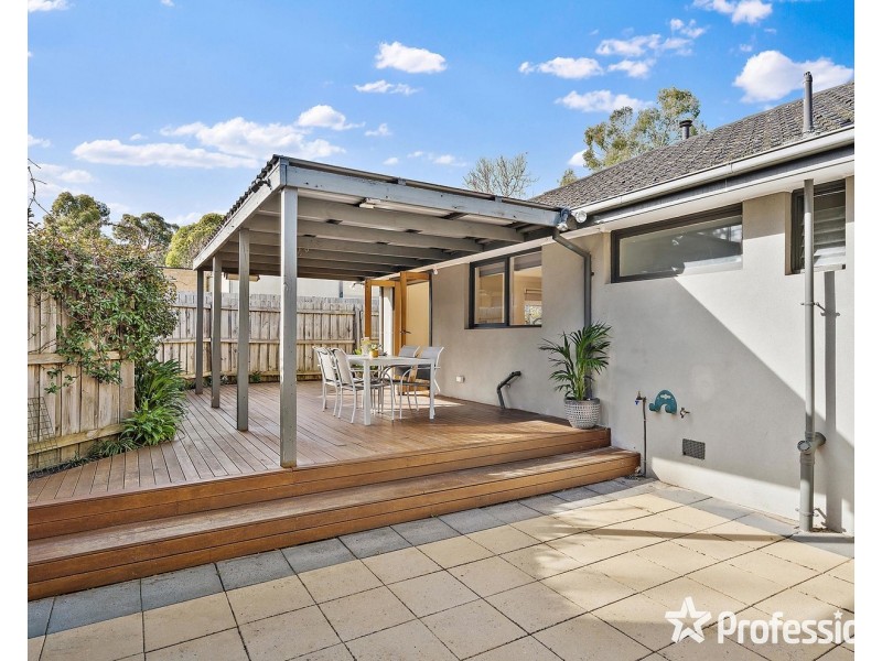 9 Bulga Street, Mooroolbark VIC 3138