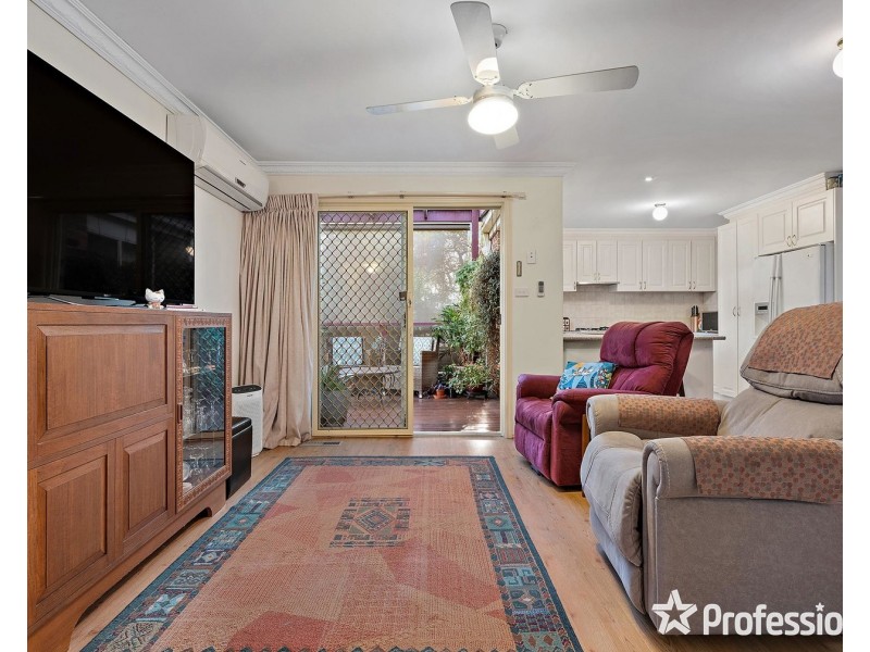 3/24 Highland Crescent, Mooroolbark VIC 3138