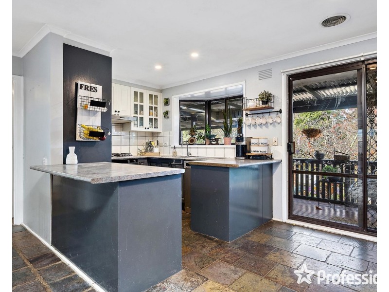 42 English Street, Seville VIC 3139