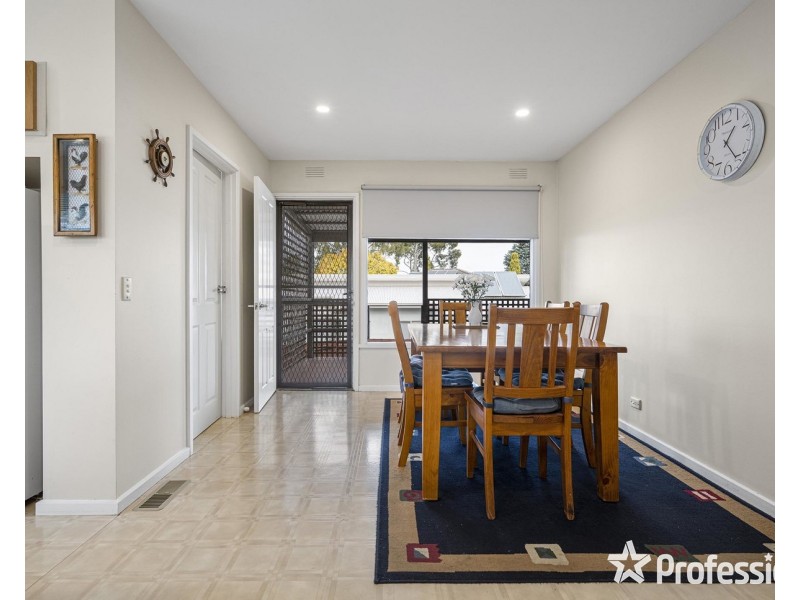 55 Bellara Drive, Mooroolbark VIC 3138