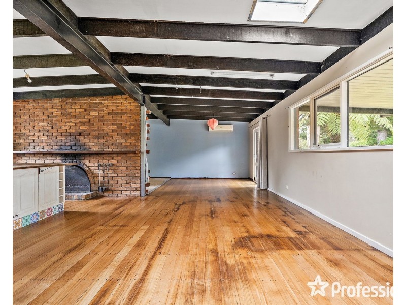 12 The Crescent, Mount Evelyn VIC 3796