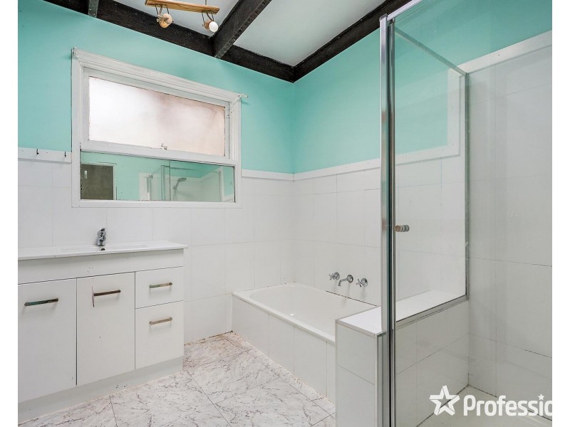 12 The Crescent, Mount Evelyn VIC 3796