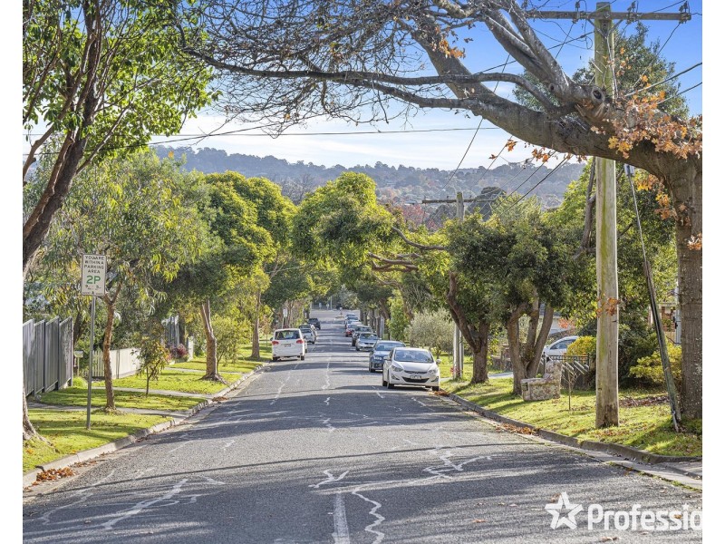 7 Velma Grove, Ringwood East VIC 3135