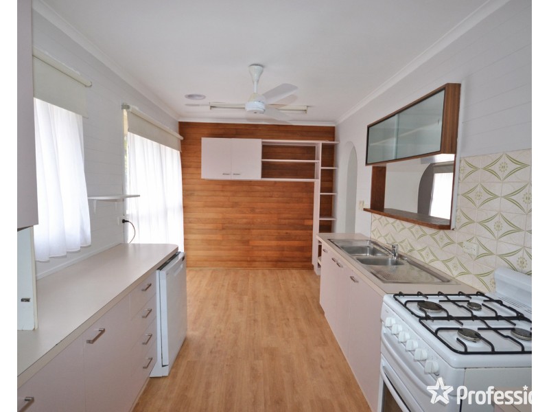 49 Pembroke Road, Mooroolbark VIC 3138
