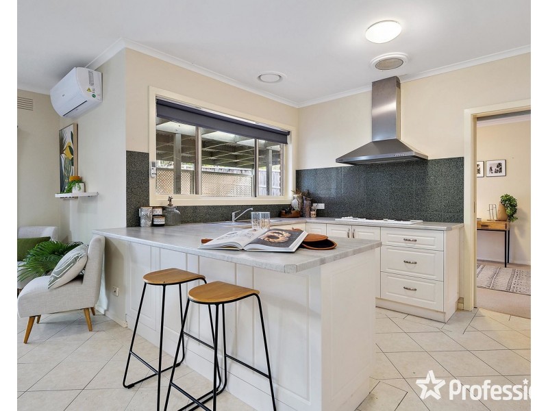 5 Lancaster Place, Chirnside Park VIC 3116