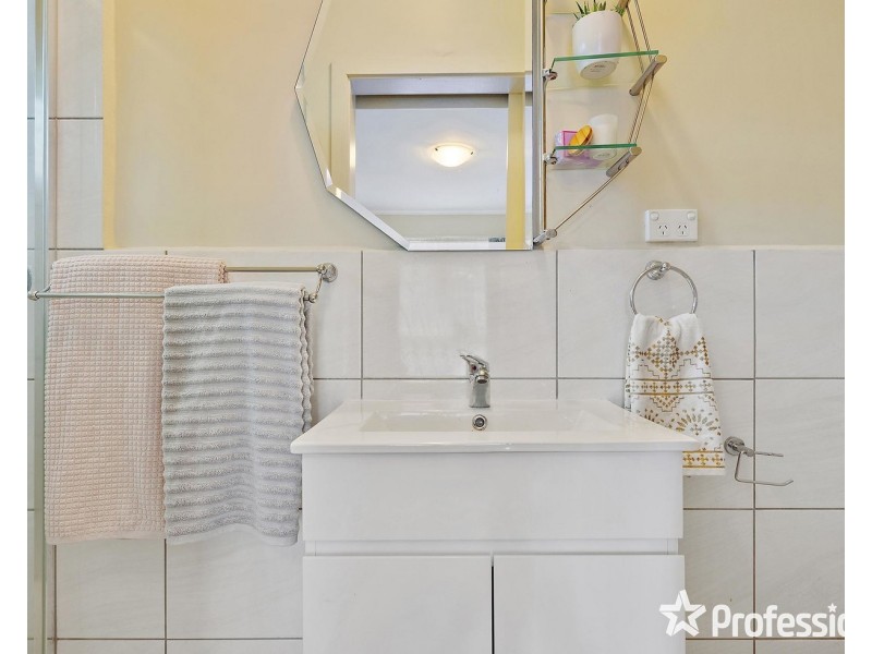 5 Lancaster Place, Chirnside Park VIC 3116