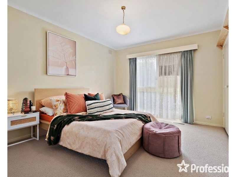 5 Lancaster Place, Chirnside Park VIC 3116