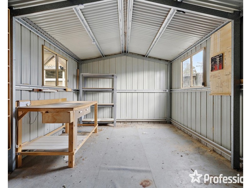 5 Lancaster Place, Chirnside Park VIC 3116