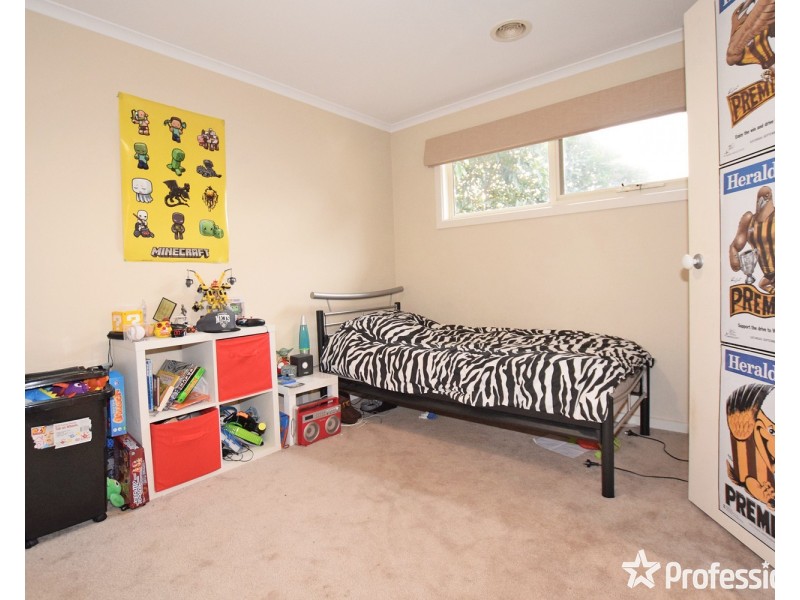 2/4 Thornton Court, Mooroolbark VIC 3138