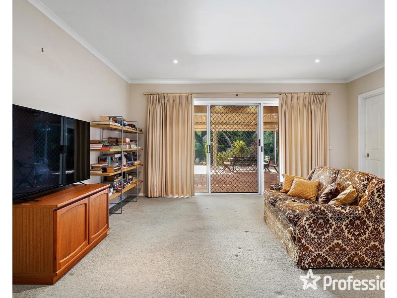 9 Harmony Close, Lilydale VIC 3140