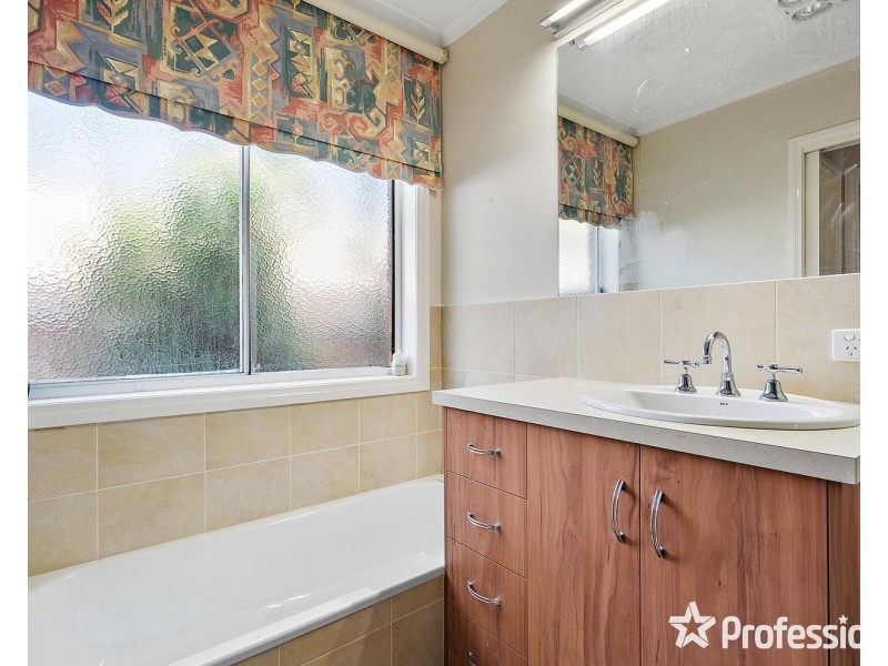 9 Harmony Close, Lilydale VIC 3140