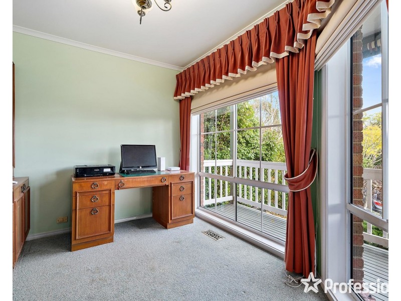 9 Harmony Close, Lilydale VIC 3140