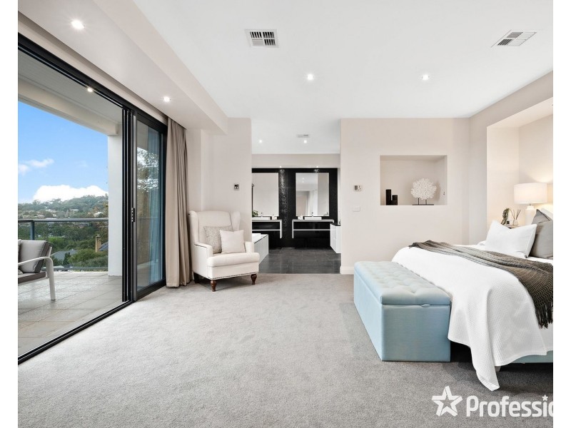 4 Doonside Drive, Lilydale VIC 3140