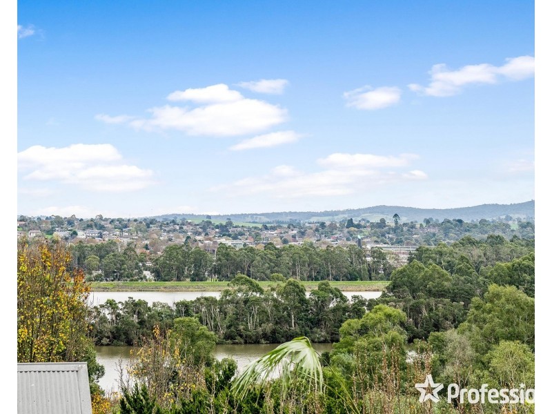 4 Doonside Drive, Lilydale VIC 3140