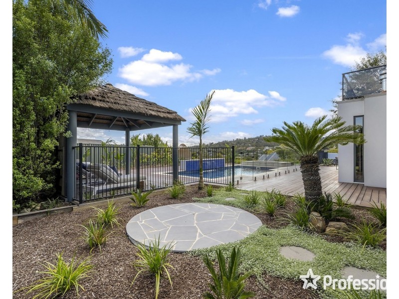 4 Doonside Drive, Lilydale VIC 3140
