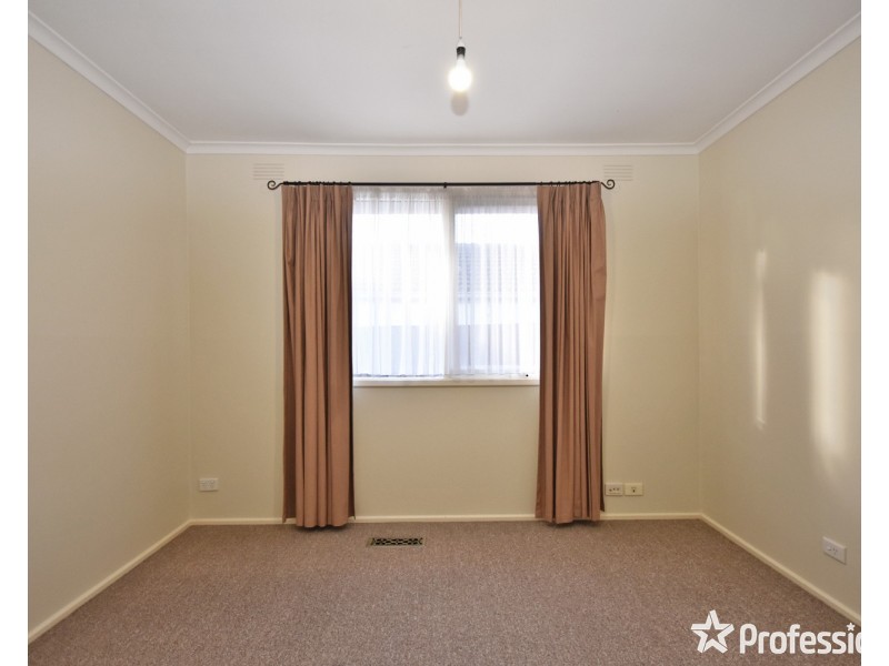 1/13 Terrigal Crescent, Kilsyth VIC 3137