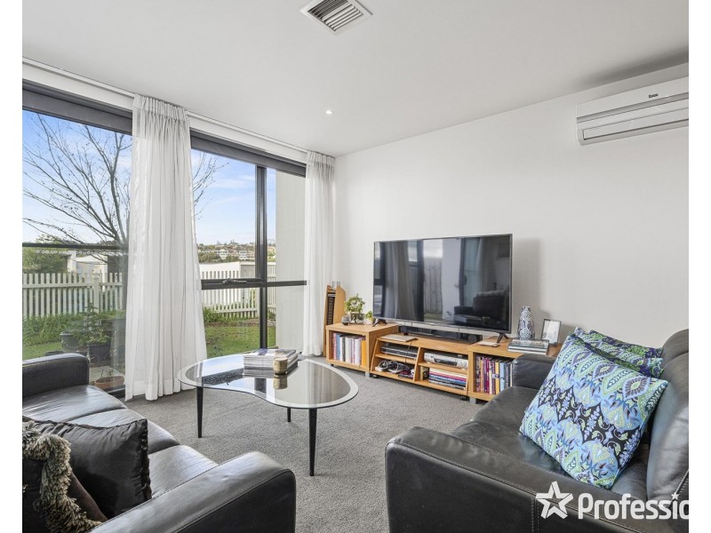 7 Bardaster Boulevard, Chirnside Park VIC 3116