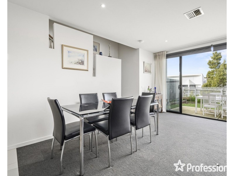 7 Bardaster Boulevard, Chirnside Park VIC 3116