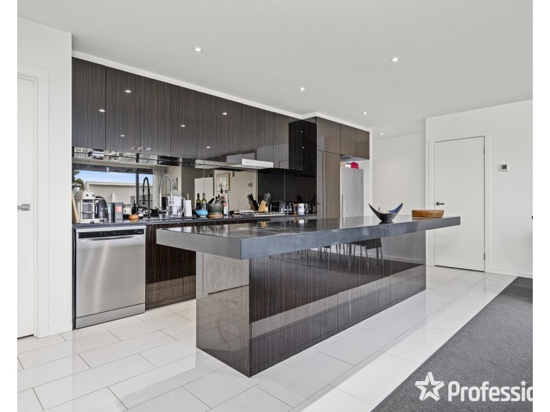 7 Bardaster Boulevard, Chirnside Park VIC 3116