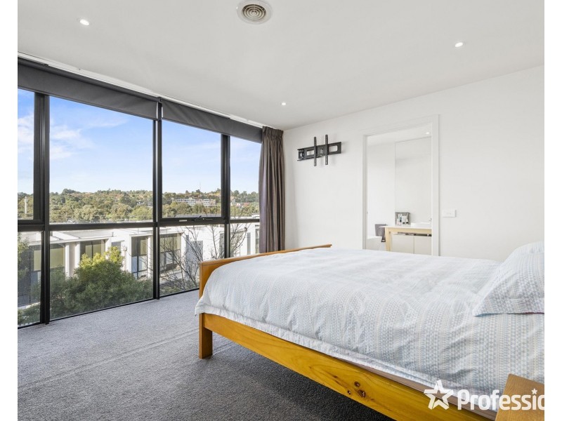 7 Bardaster Boulevard, Chirnside Park VIC 3116