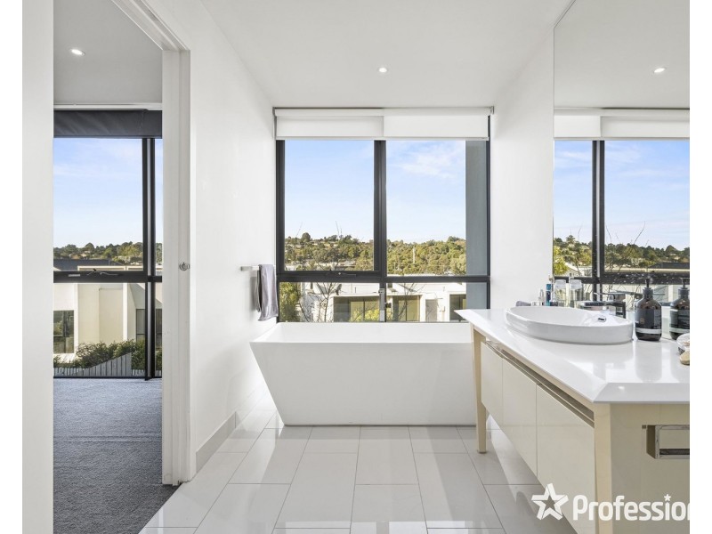 7 Bardaster Boulevard, Chirnside Park VIC 3116