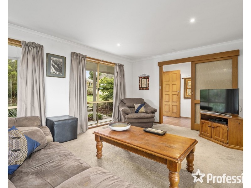 56 Eileen Grove, Woori Yallock VIC 3139