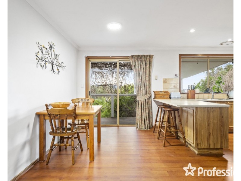 56 Eileen Grove, Woori Yallock VIC 3139