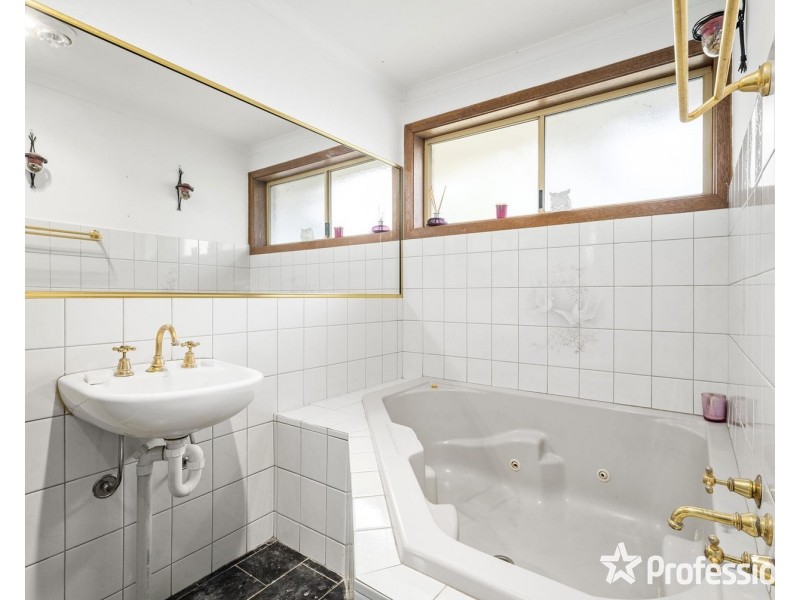 56 Eileen Grove, Woori Yallock VIC 3139