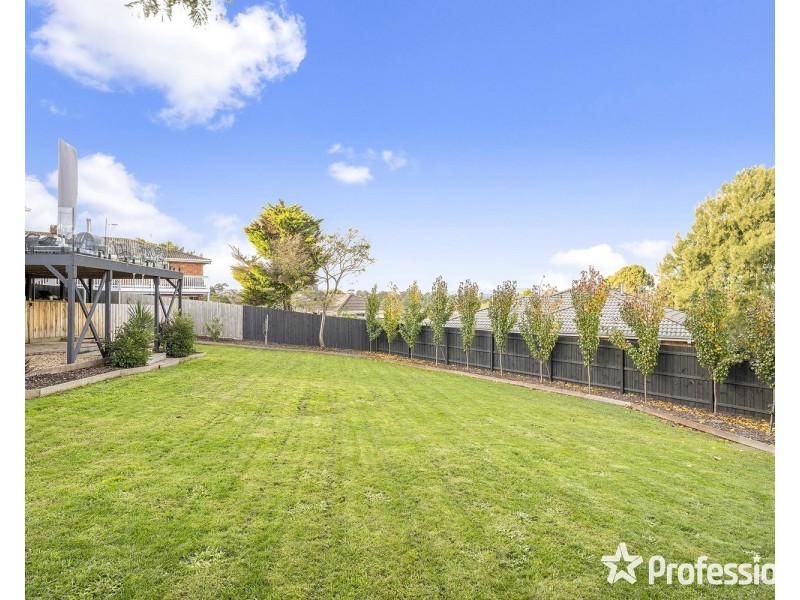 2 Gould Place, Mooroolbark VIC 3138