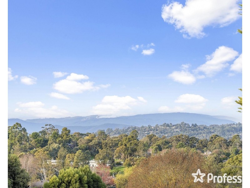 2 Gould Place, Mooroolbark VIC 3138