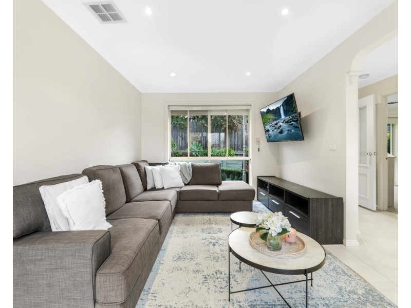 1/16 Mirabel Avenue, Ringwood East VIC 3135