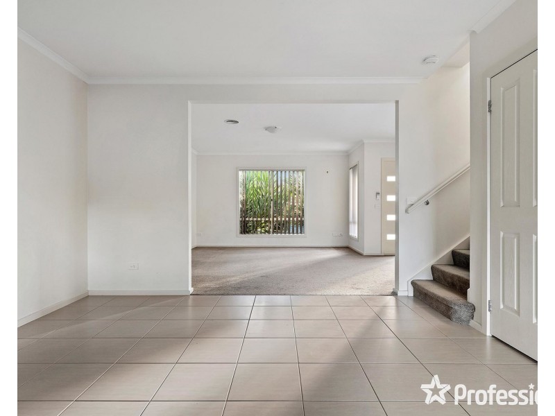 3/15-17 Manchester Road, Mooroolbark VIC 3138