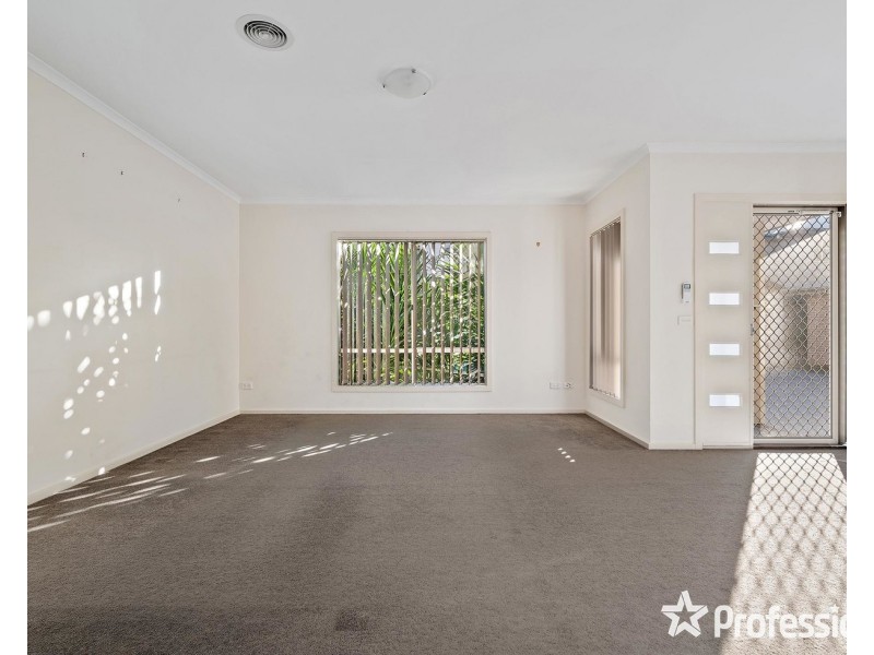 3/15-17 Manchester Road, Mooroolbark VIC 3138