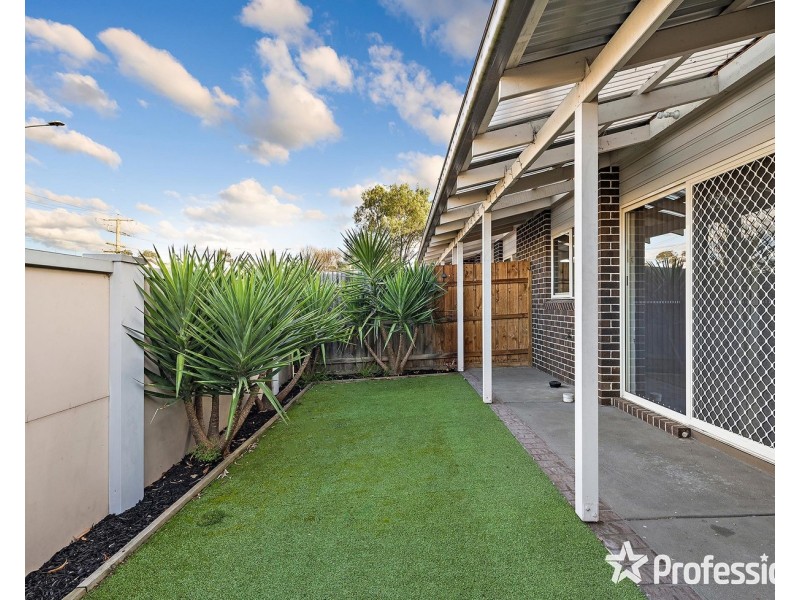 3/15-17 Manchester Road, Mooroolbark VIC 3138