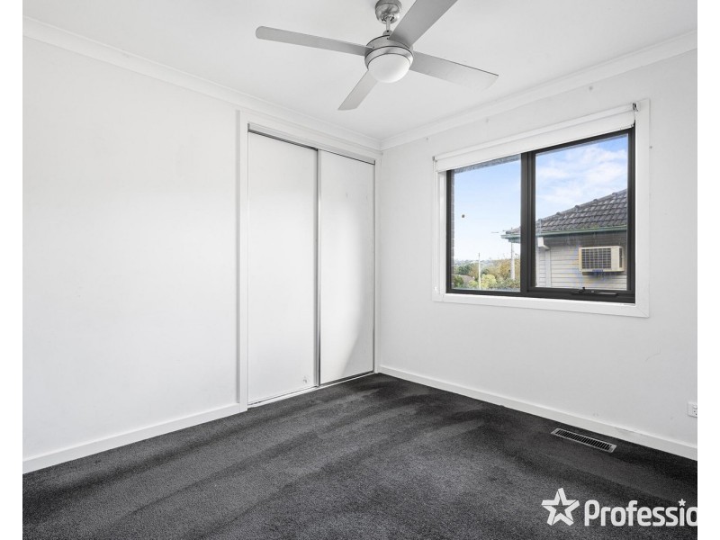 2 Kalimna Street, Mooroolbark VIC 3138
