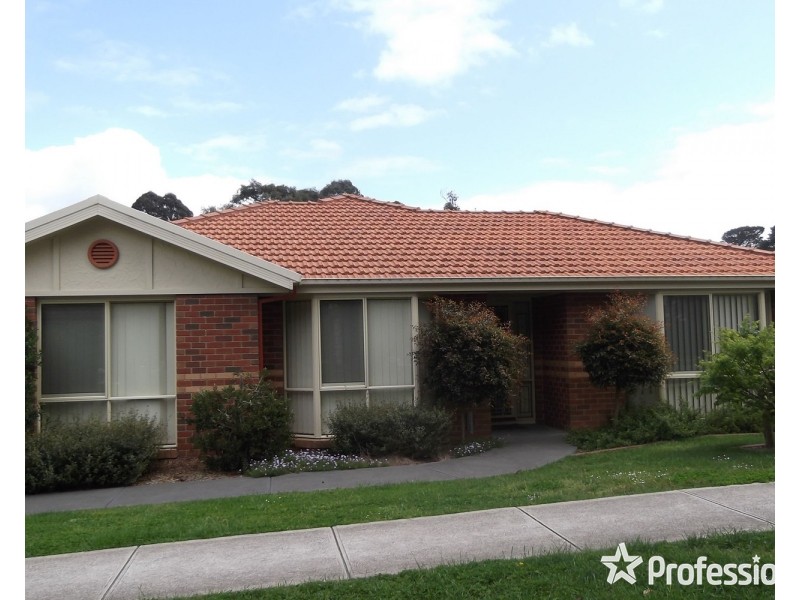 1/8 Devenish Avenue, Montrose VIC 3765