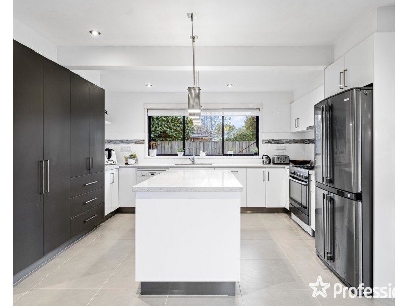 9 Kadina Court, Mooroolbark VIC 3138