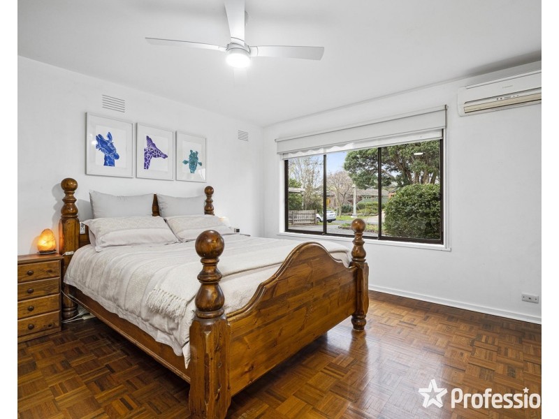 9 Kadina Court, Mooroolbark VIC 3138