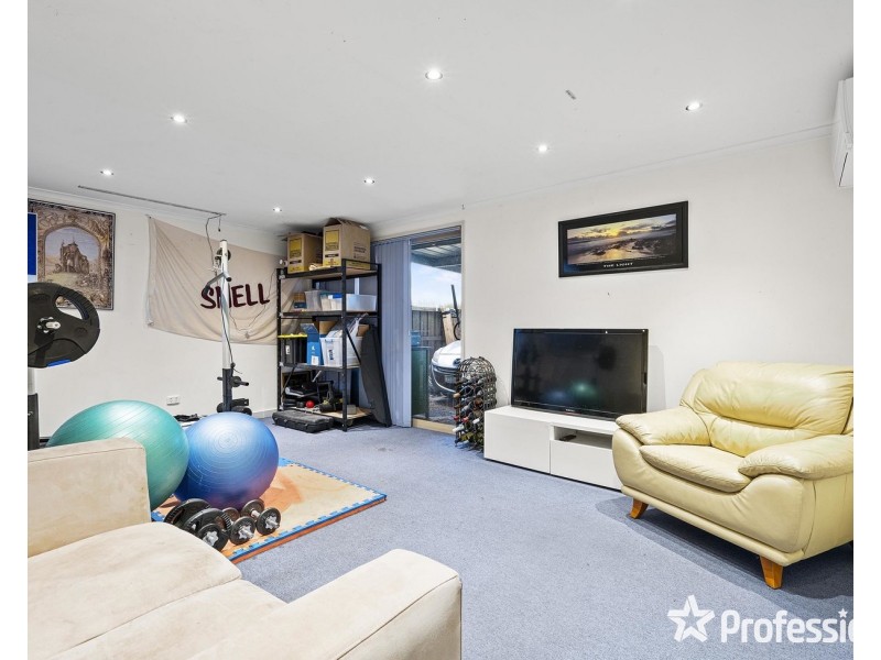 9 Kadina Court, Mooroolbark VIC 3138