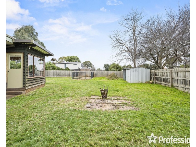 9 Kadina Court, Mooroolbark VIC 3138