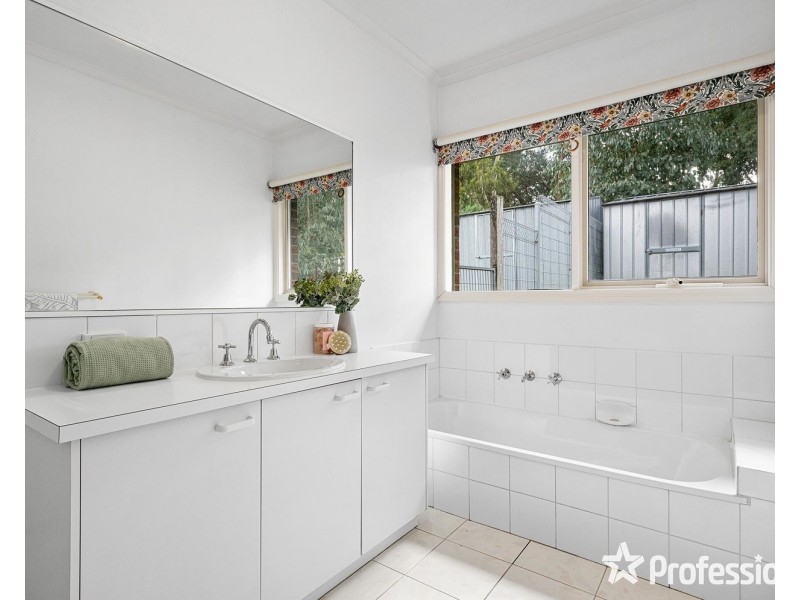 1 Parkside Close, Lilydale VIC 3140