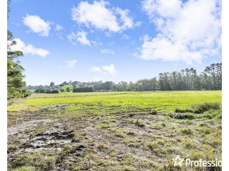 95 Sheffield Road, Kilsyth VIC 3137